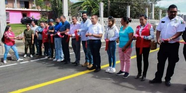 Inaugura Bladimir González camino de Ex Hacienda de Guadalupe a la Colonia Independencia (El Arquito)