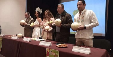Presentan la 12 va Expo Feria del melón en Zicuirán