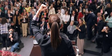 Unidad, organización y suma de voluntades”: Claudia Sheinbaum apuesta por una 4T de pluralidad y libertades junto a diputados y diputadas de Morena