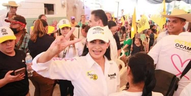 Con gran entusiasmo y festejo Tuzantla refrenda su apoyo a Araceli Saucedo
