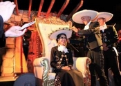 Coronan a Reina de la Asociación de Charros de Tarímbaro