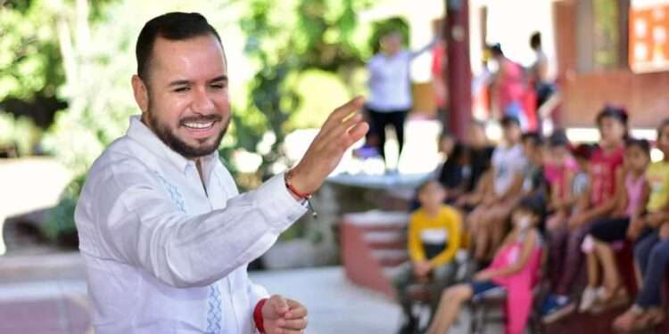 Trabajaré por infancias felices y libres de violencia: Reyes Galindo