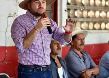 Compromente Reyes Galindo apoyo a comunidades rurales del Distrito 22