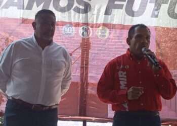 Bladimir González candidato a la presidencia municipal de Tarímbaro, recibe el liderazgo de Roberto Cardenas