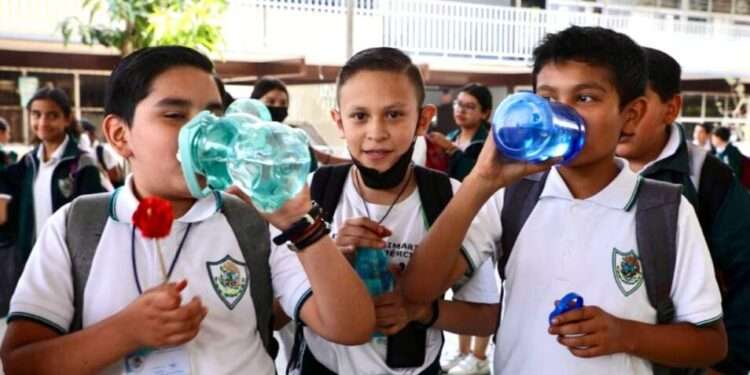 Será la semana más calurosa y las escuelas deben tomar medidas de prevención