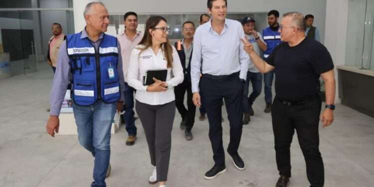 Supervisa Alfonso Martínez construcción de Centro Administrativo de Morelia