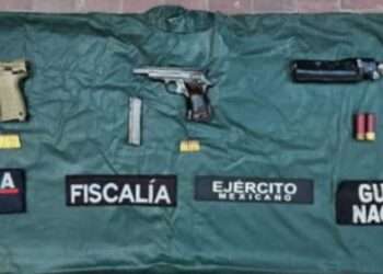 Llegaron, robaron, huyeron y los atraparon al salir del banco en Apatzingán