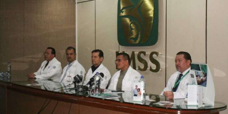 Llama IMSS Michoacán a prevenir cáncer de próstata en hombres mayores de 40 años