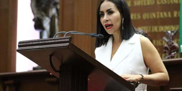 Se instituye el 30 de mayo como el Día Estatal de Protección Contra Riesgos Sanitarios a propuesta de Gloria Tapia y Roberto Reyes