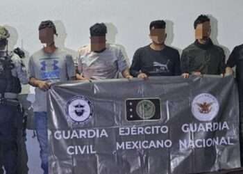 Comando armado de 5 hombres es detenido con 16 armas y 6 vehículos en Buenavista