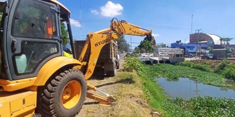 Retiran más de 32 mil toneladas de desechos de ríos y drenes de Morelia 