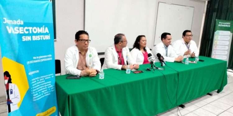 Participa IMSS Michoacán en jornada nacional de vasectomías sin bisturí