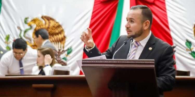 Impulsa Reyes Galindo iniciativa para fortalecer el desarrollo rural en Michoacán