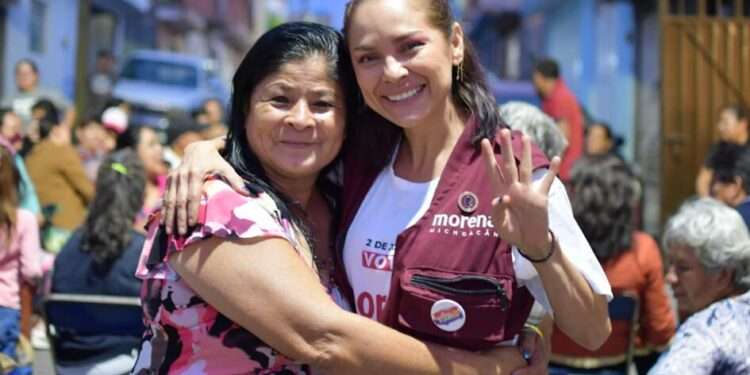 Nalleli Pedraza inicia gira de agradecimiento por el voto a la 4T