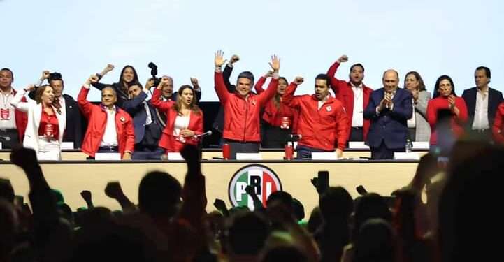 Alejandro Moreno Cárdenas continúa al frente del PRI