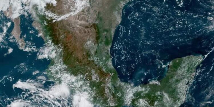 Lunes, con lluvias/tormentas fuertes y posibles inundaciones debido a sistemas de baja presión