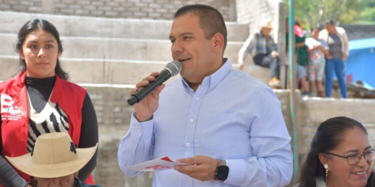 Previo a entregar el poder,  Bladimir González inaugura remodelación de Plaza de Toros Cañada del Herrero en Tarímbaro