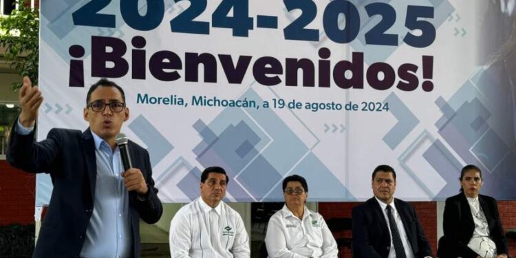 Conalep Michoacán arranca ciclo escolar con 12 mil estudiantes