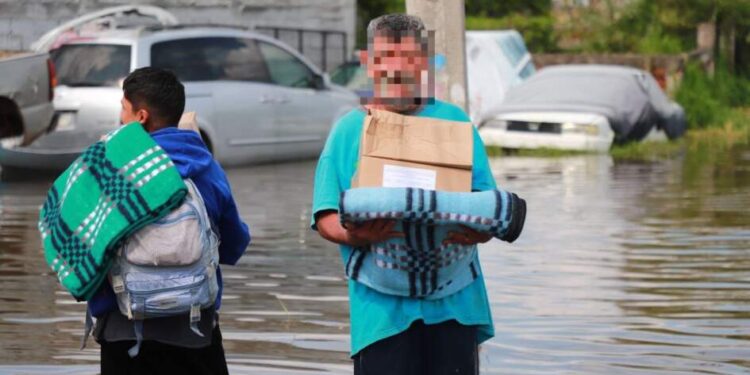 Entrega DIF Morelia despensas y apoyos a familias afectadas por lluvias
