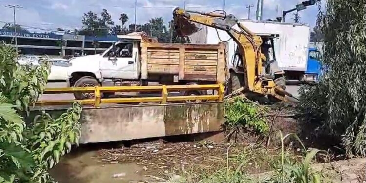 El Gobierno de Morelia mantiene jornadas de limpieza en dren Barajas