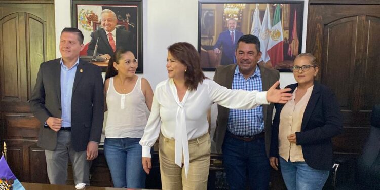 Llama Fabiola Alanís a realizar censo sobre condiciones sociales de jornaleras agrícolas en Michoacán