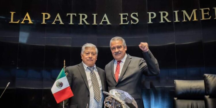 Nombran a Raúl Morón, presidente de la Comisión de Educación del Senado de la República