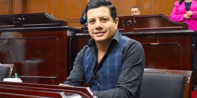 Aprueba 75 Legislatura permiso menstrual para mujeres trabajadoras