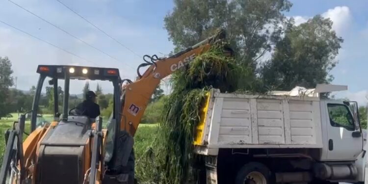 Brigadas intermunicipales intervienen dren de los Itzícuaros