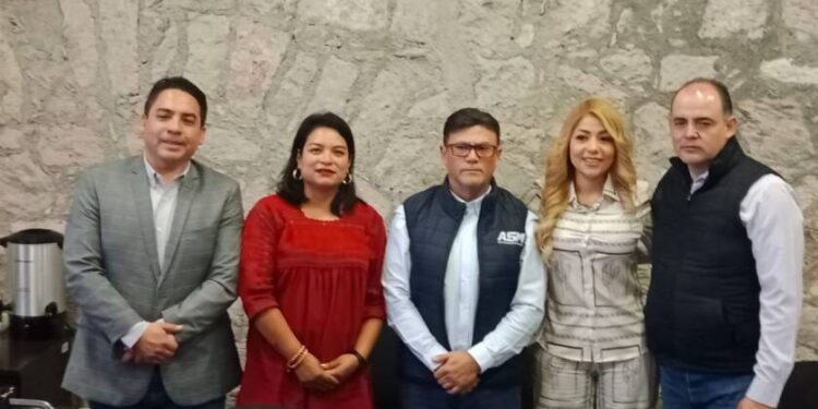 Auditor comparece ante Comisión Inspectora de la ASM, celebra presidente Balta Gaona
