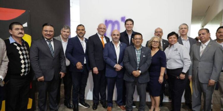 Morelia y Serbia refuerzan lazos con exposición ‘Monasterios Medievales