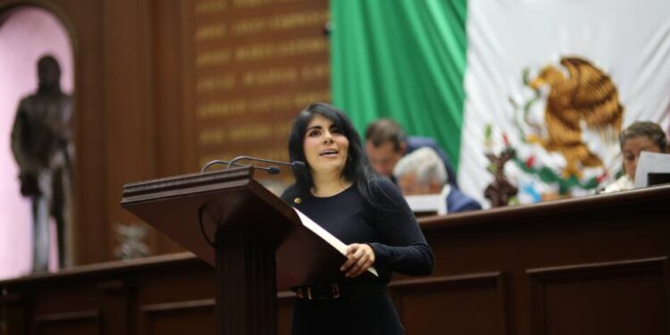 La independencia del Poder Judicial en riesgo: Vanhe Caratachea advierte sobre control político