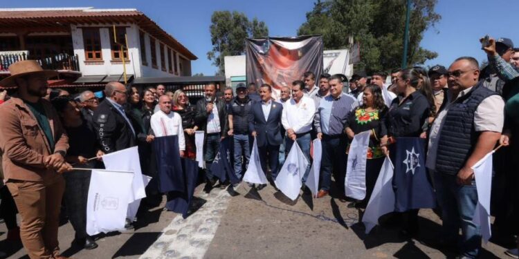 Más de mil agentes son los encargados de dar seguridad a los visitantes en Michoacán durante la Semana de Muertos 2024