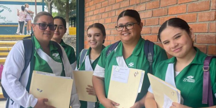 Conalep Michoacán abre convocatoria para reconocer el mérito académico de enfermería