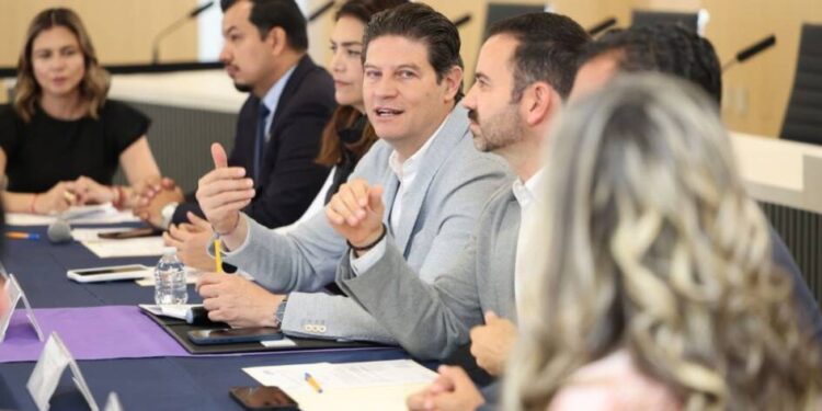 Morelia nombra a integrantes del Consejo Municipal de Mejora Regulatoria