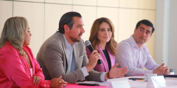 Morelia lucirá de color Rosa durante el mes de octubre por campañas de prevención del cáncer de mama