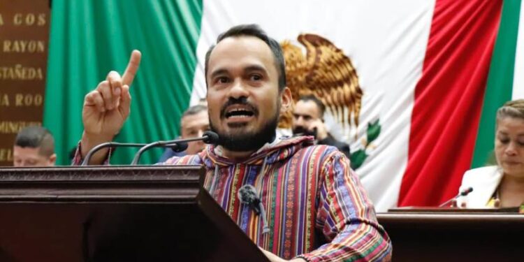 “Se retira un gigante, pero la transformación continúa con Claudia Sheinbaum”: Hugo Rangel