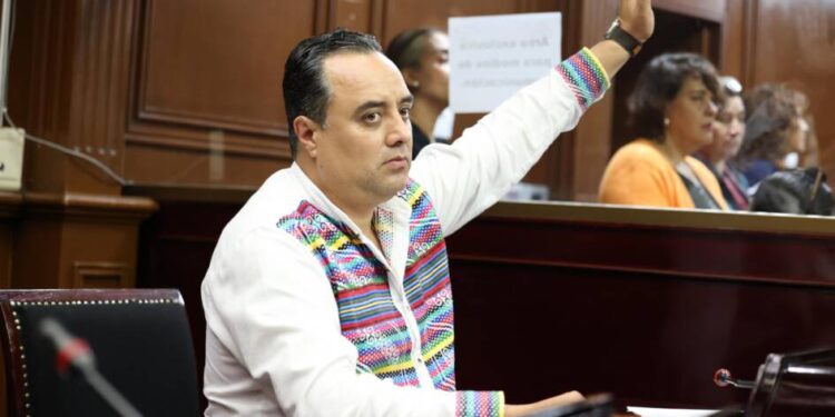 Advierte Morena en impulsar austeridad y rendición de cuentas en el Congreso de Michoacán: JP Celis