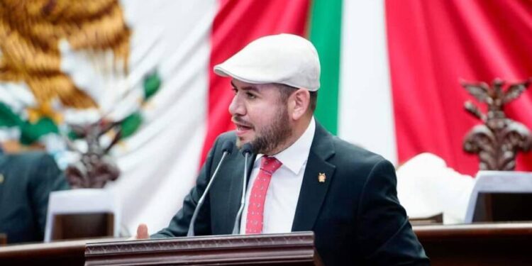 Aprobada por unanimidad propuesta de acuerdo de Reyes Galindo para habilitar el Congreso como centro de acopio