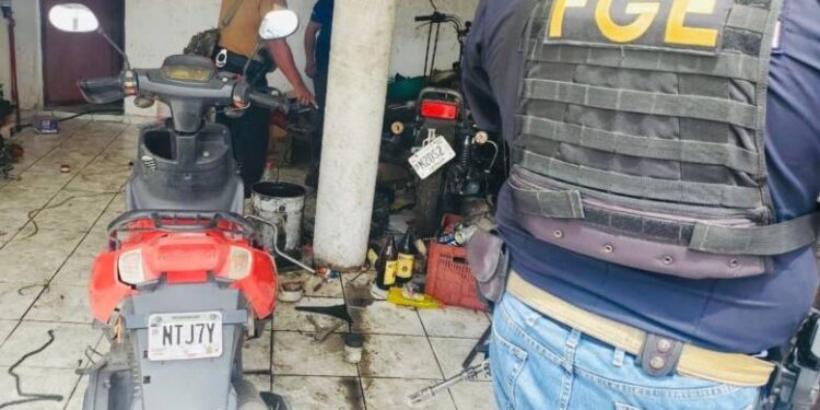 Asegurado taller mecánico de motocicletas relacionado en conductas ilícitas