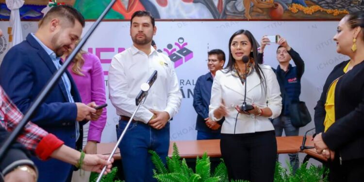 Escribiremos una nueva historia con el PRD Michoacán: Araceli Saucedo