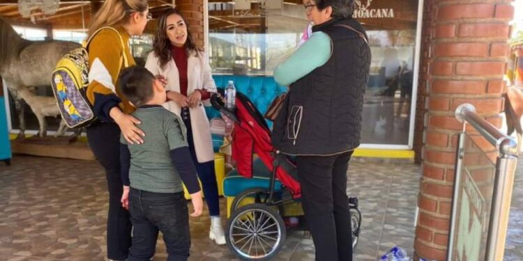 Necesario crear más espacios para apoyar a las personas con discapacidad con terapias: Grecia Aguilar