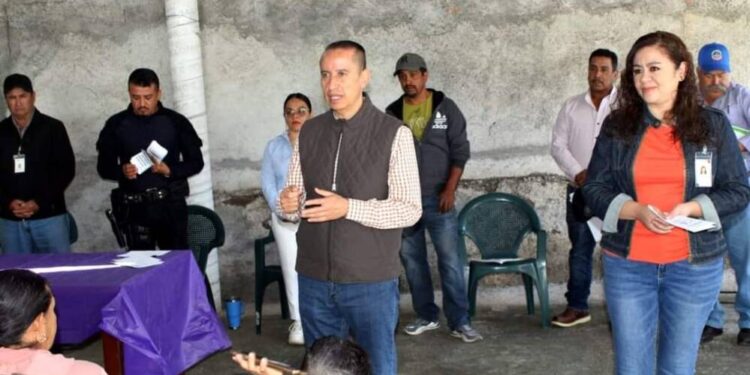 Recorre Julio Cesar Conejo comunidades de Morelos para atender directamente planteamientos ciudadanos