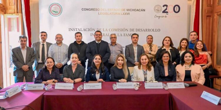 Instalan Comisión para el Desarrollo Integral de la Familia en el Congreso del Estado
