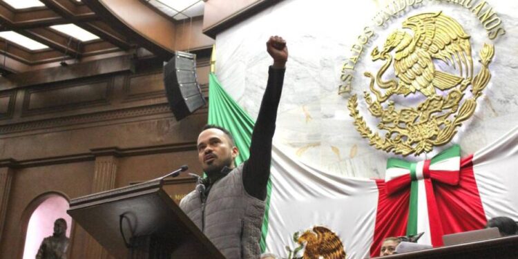 Presenta Hugo Rangel iniciativa para alinear Constitución de Michoacán con la Federal en materia de Reforma Judicial