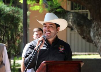 Invitan a unirse a la Caminata Rosa en Los Reyes