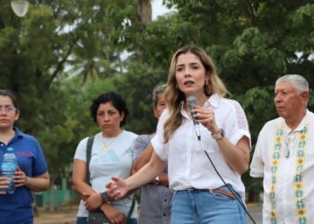 En Apatzingán, Diputada Local Brissa Arroyo, rinde homenaje al General Lázaro Cárdenas del Río