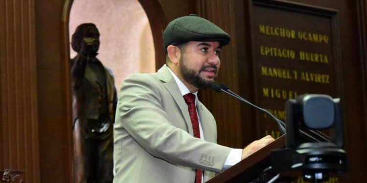 Urge Reyes Galindo al Congreso michoacano a destrabar iniciativas de protección a periodistas