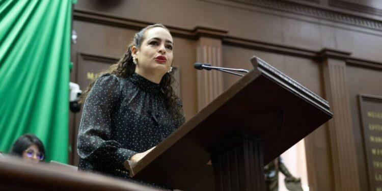 Urge diputada Sandra Arreola a formalizar acciones contra el matrimonio infantil en Michoacán