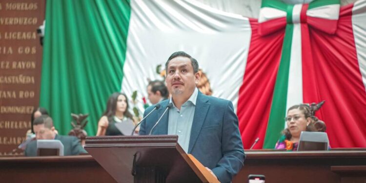 No hay tiempo que perder, el uso de las energías renovables debe ser la premisa: Víctor Manríquez