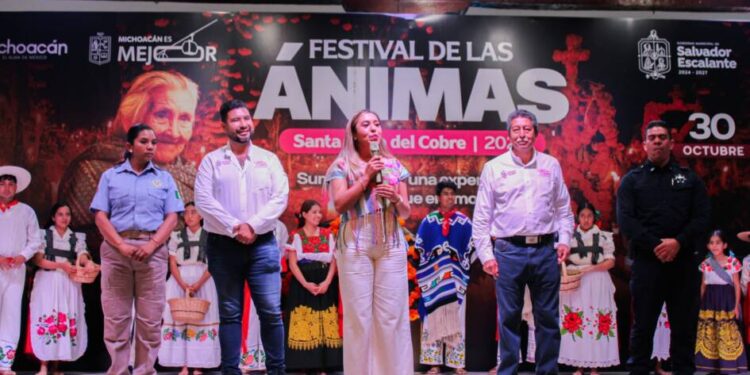 Cautivó el Festival de las Ánimas a propios y extraños de Santa Clara del Cobre 2024